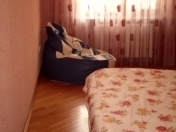 Satılır 4 otaqlı 110 m2 köhnə tikili Elmlər Akademiyası m.