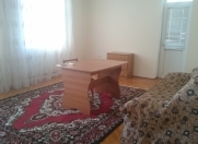 İcarəyə verilir 2 otaqlı 66 m2 yeni tikili İnşaatçılar m.