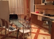 İcarəyə verilir 3 otaqlı 134 m2 yeni tikili Gənclik m.