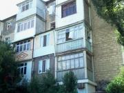 Satılır 1 otaqlı 35 m2 köhnə tikili İnşaatçılar m.