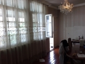 Satılır 5 otaqlı 160 m2 bağ evi Xırdalan