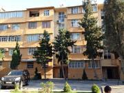 Satılır 4 otaqlı 150 m2 köhnə tikili 8 mkr