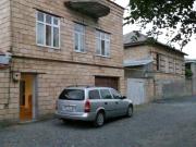 Satılır 4 otaqlı 100 m2 bağ evi Qax