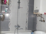 Satılır 5 otaqlı 70 m2 köhnə tikili Neftçilər m.