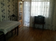 İcarəyə verilir 2 otaqlı 45 m2 köhnə tikili Gənclik m.