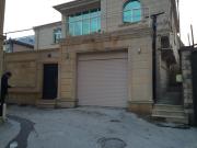 Satılır 5 otaqlı 256 m2 həyət evi İnşaatçılar m.