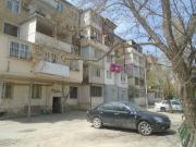 Satılır 1 otaqlı 35 m2 köhnə tikili Memar Əcəmi m.