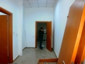 İcarəyə verilir 8 otaqlı 200 m2 obyekt 28 May m.