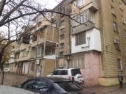 Satılır 2 otaqlı 45 m2 köhnə tikili Elmlər Akademiyası m.