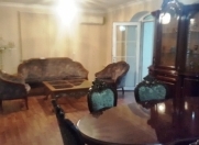 İcarəyə verilir 2 otaqlı 45 m2 köhnə tikili Nəriman Nərimanov m.