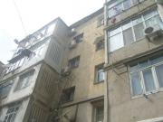 Satılır 2 otaqlı 50 m2 köhnə tikili Elmlər Akademiyası m.