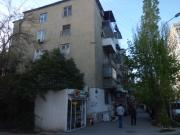 Satılır 2 otaqlı 50 m2 köhnə tikili Elmlər Akademiyası m.
