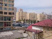 Satılır 2 otaqlı 50 m2 köhnə tikili Elmlər Akademiyası m.