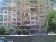 Satılır 5 otaqlı 106 m2 köhnə tikili İnşaatçılar m.