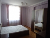 İcarəyə verilir 3 otaqlı 85 m2 yeni tikili 7 mkr