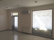 İcarəyə verilir 3 otaqlı 130 m2 obyekt Gənclik m.