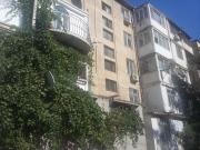 Satılır 1 otaqlı 33 m2 köhnə tikili İnşaatçılar m.