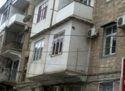 Satılır 3 otaqlı 87 m2 köhnə tikili Montin