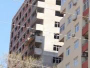 Satılır 1 otaqlı 61 m2 yeni tikili 28 May m.