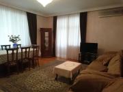 İcarəyə verilir 3 otaqlı 138 m2 yeni tikili Nəriman Nərimanov m.