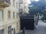 Satılır 3 otaqlı 90 m2 köhnə tikili Elmlər Akademiyası m.