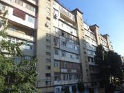 Satılır 1 otaqlı 40 m2 köhnə tikili İnşaatçılar m.