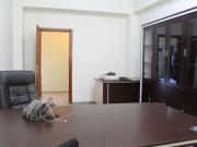 İcarəyə verilir 4 otaqlı 160 m2 obyekt Nizami m.