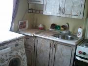 Satılır 2 otaqlı 42 m2 köhnə tikili İnşaatçılar m.