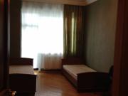 İcarəyə verilir 3 otaqlı 140 m2 yeni tikili Gənclik m.