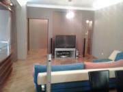 Satılır 4 otaqlı 158 m2 yeni tikili Nizami m.