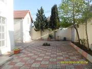 İcarəyə verilir 6 otaqlı 350 m2 həyət evi Gənclik m.