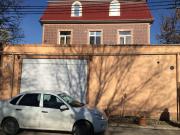 İcarəyə verilir 10 otaqlı 300 m2 həyət evi Gənclik m.