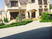 Satılır 5 otaqlı 440 m2 həyət evi Şüvəlan