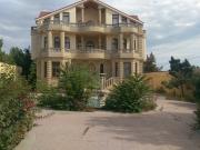 Satılır 6 otaqlı 300 m2 həyət evi Bakıxanov