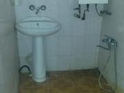 Satılır 2 otaqlı 60 m2 köhnə tikili Bakıxanov