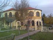 Satılır 10 otaqlı 200 m2 həyət evi Koroğlu m.