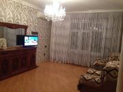 İcarəyə verilir 4 otaqlı 100 m2 köhnə tikili Nəriman Nərimanov m.