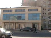 Satılır 3 otaqlı 621 m2 obyekt Yasamal r.