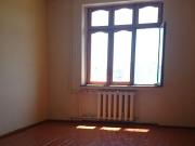 Satılır 2 otaqlı 60 m2 köhnə tikili Xalqlar Dostluğu m.