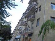 Satılır 3 otaqlı 106 m2 köhnə tikili Nizami m.