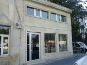 Satılır 2 otaqlı 300 m2 obyekt Memar Əcəmi m.