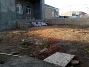 Satılır 4 otaqlı 3 m2 bağ evi Binə