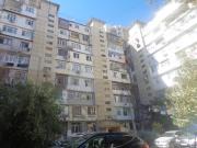 İcarəyə verilir 4 otaqlı 100 m2 köhnə tikili İnşaatçılar m.