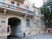 İcarəyə verilir 1 otaqlı 28 m2 köhnə tikili 28 May m.