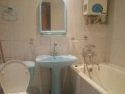 İcarəyə verilir 3 otaqlı 74 m2 köhnə tikili Nəriman Nərimanov m.