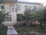 Satılır 6 otaqlı 240 m2 bağ evi Badamdar