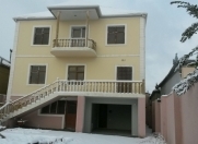 Satılır 7 otaqlı 360 m2 həyət evi Masazır