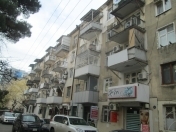 Satılır 4 otaqlı 101 m2 köhnə tikili Park Zorge