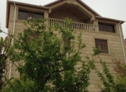 Satılır 8 otaqlı 360 m2 həyət evi Badamdar