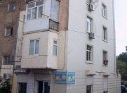 Satılır 2 otaqlı 30 m2 köhnə tikili Badamdar
